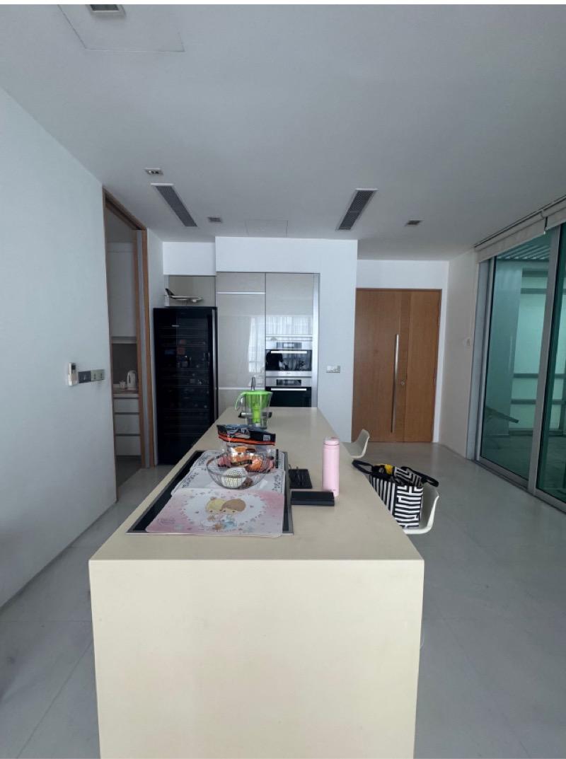 Apartment for Sale: Cairnhill, D09, 229746