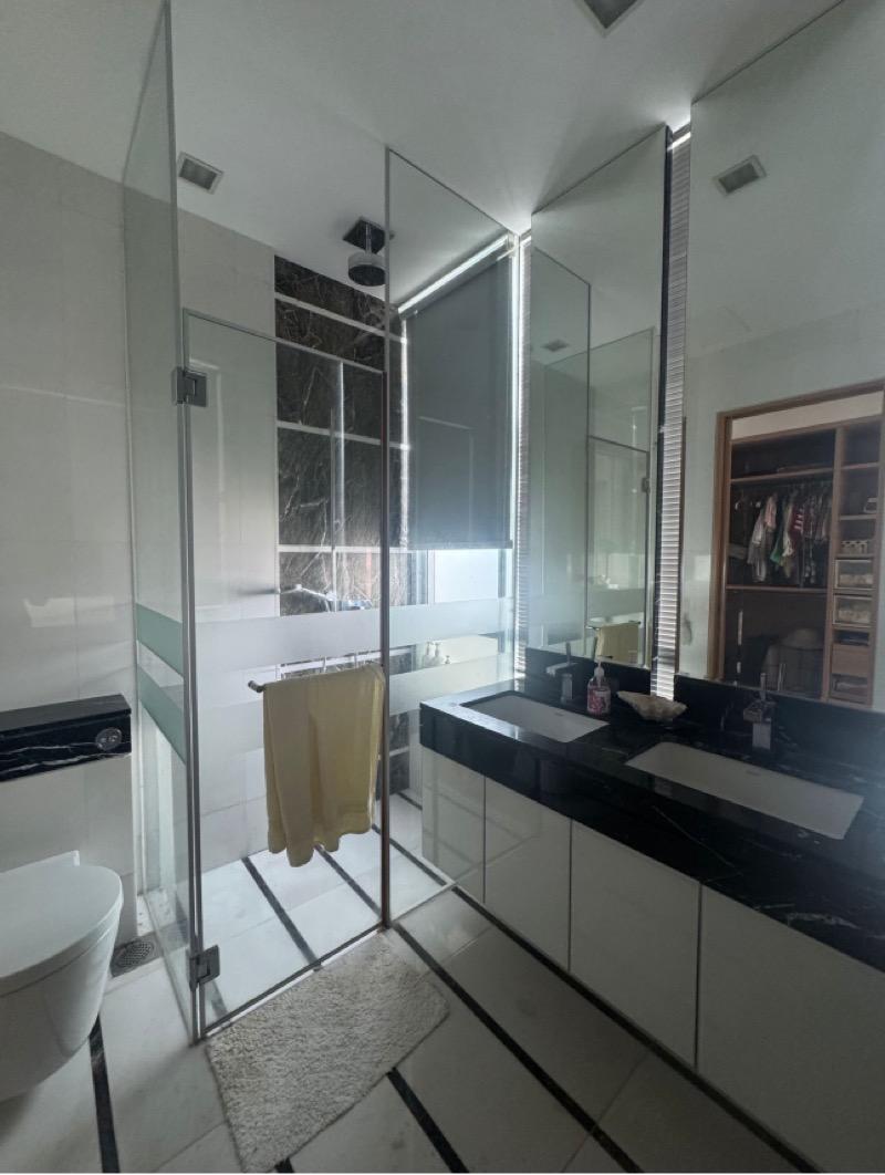 Apartment for Sale: Cairnhill, D09, 229746