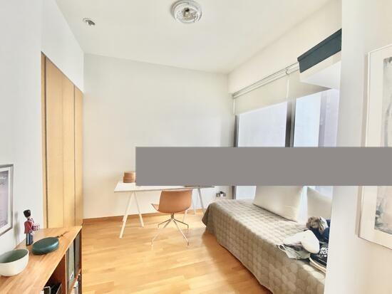 Condominium for Sale: D04, 098527