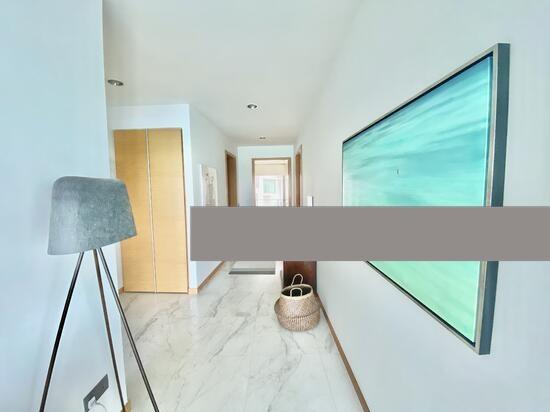 Condominium for Sale: D04, 098527