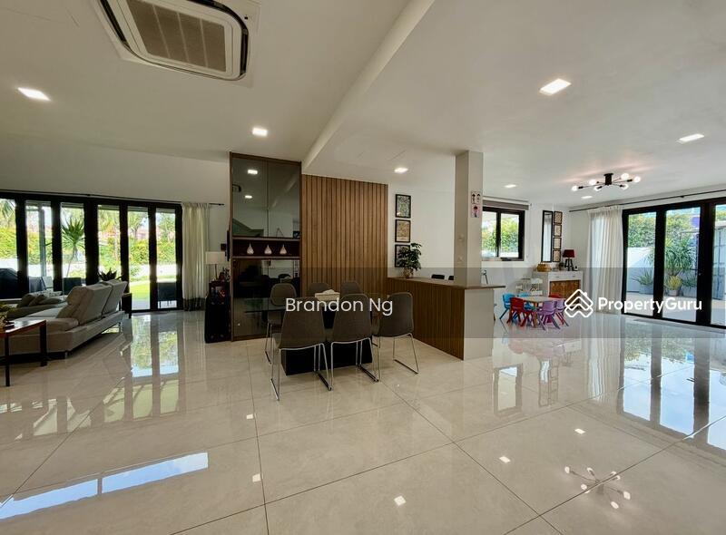 Prop-GPT: Corner Terrace: D17  LANDED7772 @ RENOVATED CORNER WITH SPACIOUS GARDEN