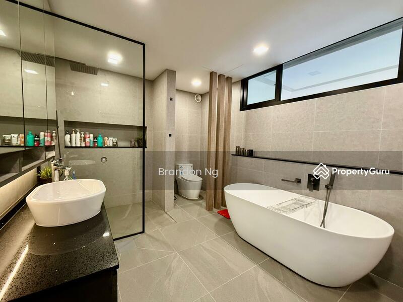 Corner Terrace for Sale: D17, 507600