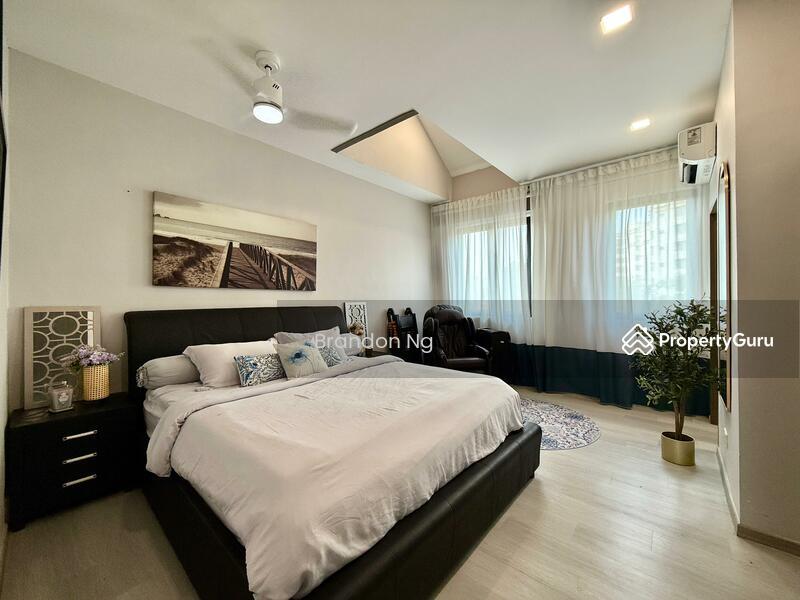 Corner Terrace for Sale: D17, 507600