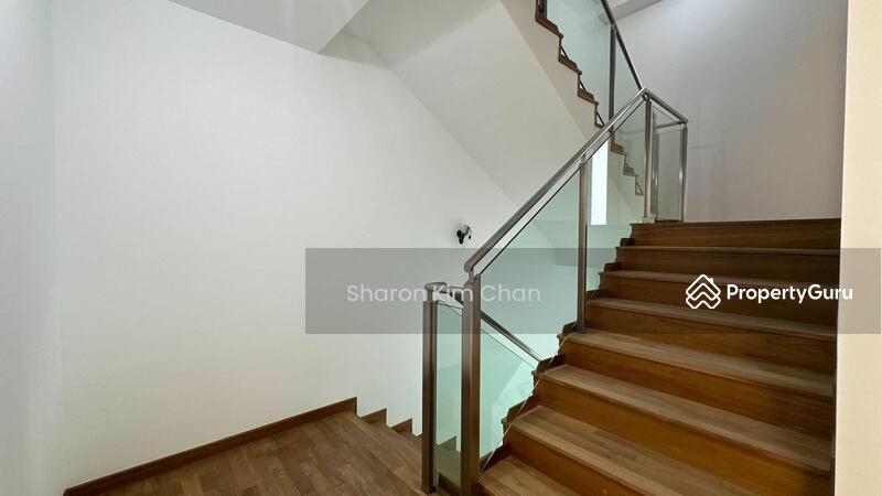 Terrace for Sale: D08, 219690