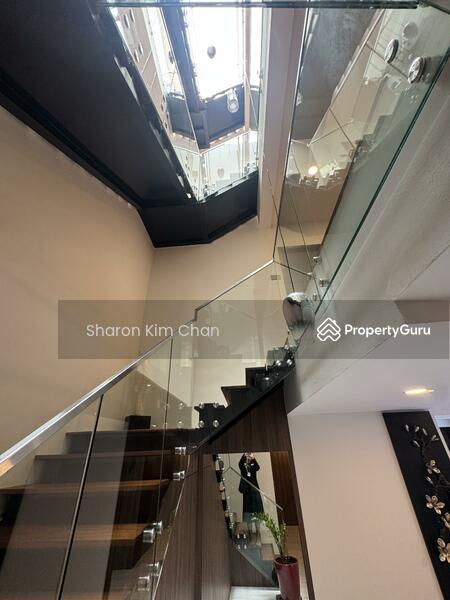 LANDED7772@ Almost New 3.5stry Semi-d at Beauty world mrt