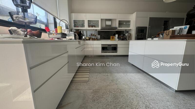 Terrace for Sale: D19, 557225