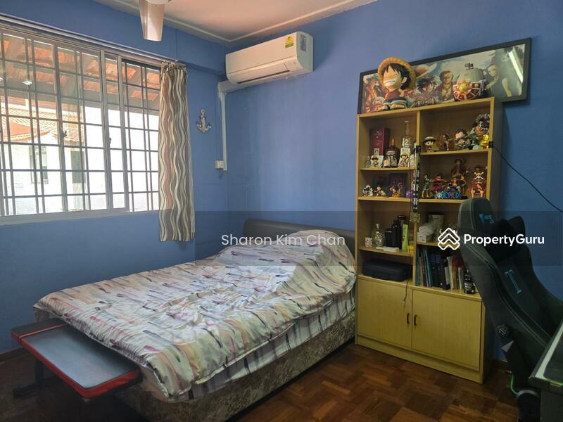 Terrace for Sale: D05, 126816