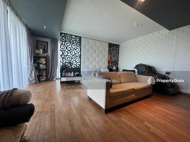 Semi-Detached for Sale: D27, 759425