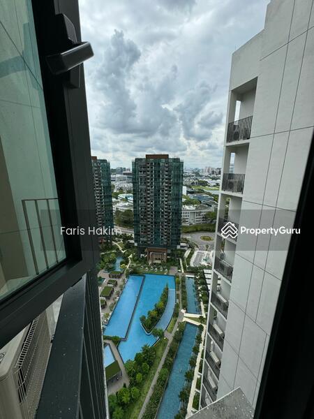 Condominium for Sale: D05, 119028