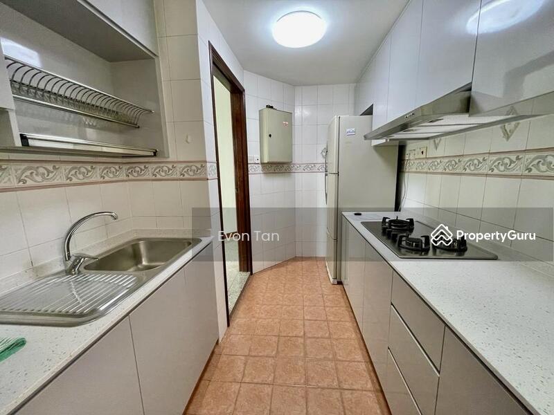 Condominium for Sale: D23, 678267