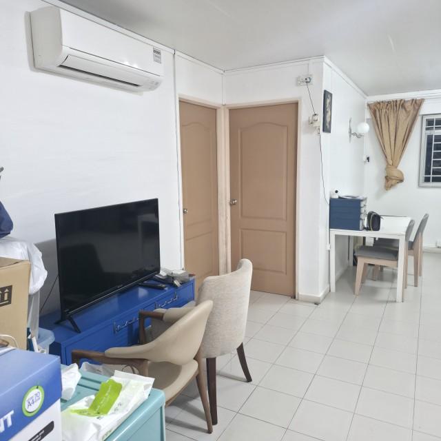 HDB Apartment for Sale: Yishun, D27, 760701