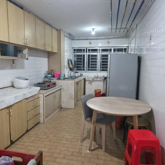 HDB Apartment for Sale: Yishun, D27, 760701