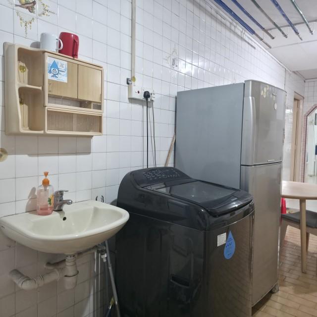 HDB Apartment for Sale: Yishun, D27, 760701