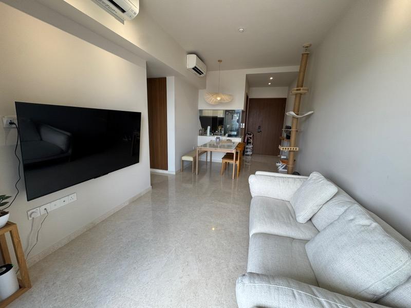 Stirling Residences Condominium For Sale, $2,500,000, 3 Bed 2 Bath 980 sqft $2,551.00 psf