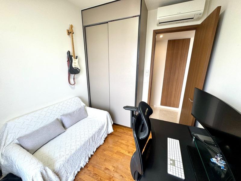 Stirling Residences Condominium For Sale, $2,500,000, 3 Bed 2 Bath 980 sqft $2,551.00 psf