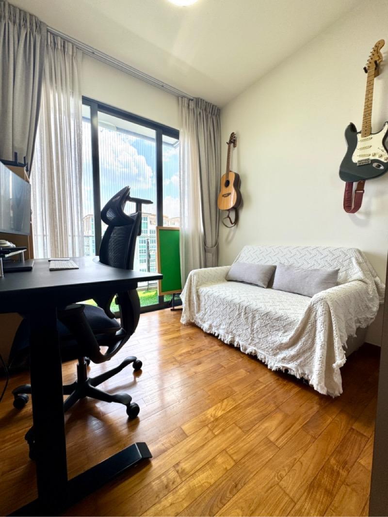 Stirling Residences Condominium For Sale, $2,500,000, 3 Bed 2 Bath 980 sqft $2,551.00 psf