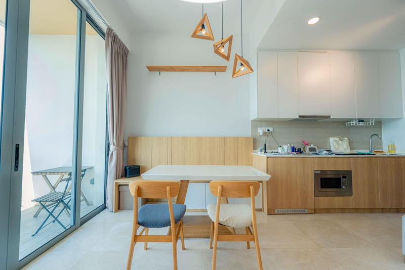 Prop-GPT: Condominium: D16  The Glades