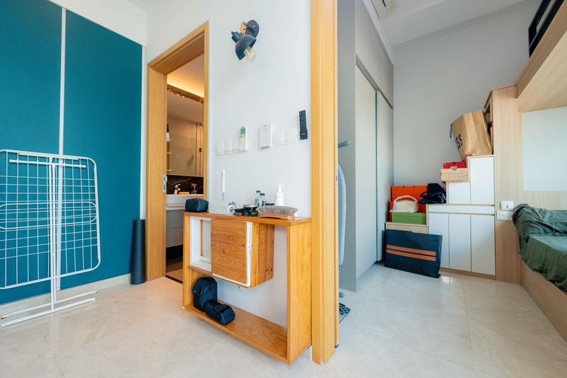 The Glades Condominium For Sale, $840,000, 1 Bed 1 Bath 484 sqft $1,736.00 psf