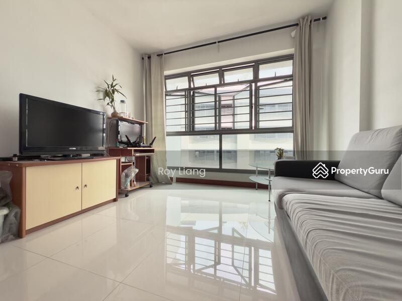 Prop-GPT: HDB Flat: D19 Punggol 315B Punggol Way