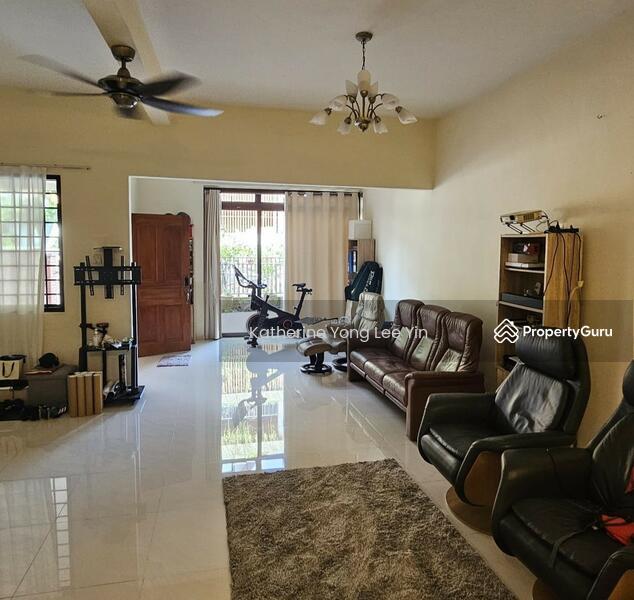 Prop-GPT: Terrace: D23  CASHEW TERRACE