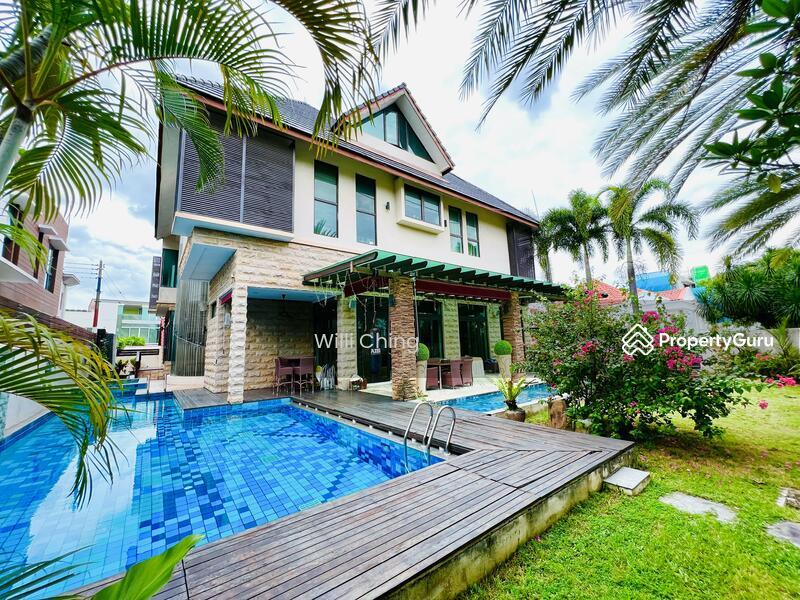 Prop-GPT: Detached: D15  Rare Resort Bungalow with Lift at Frankel