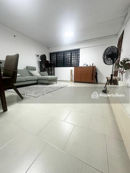 HDB Flat for Sale: D19, 550307