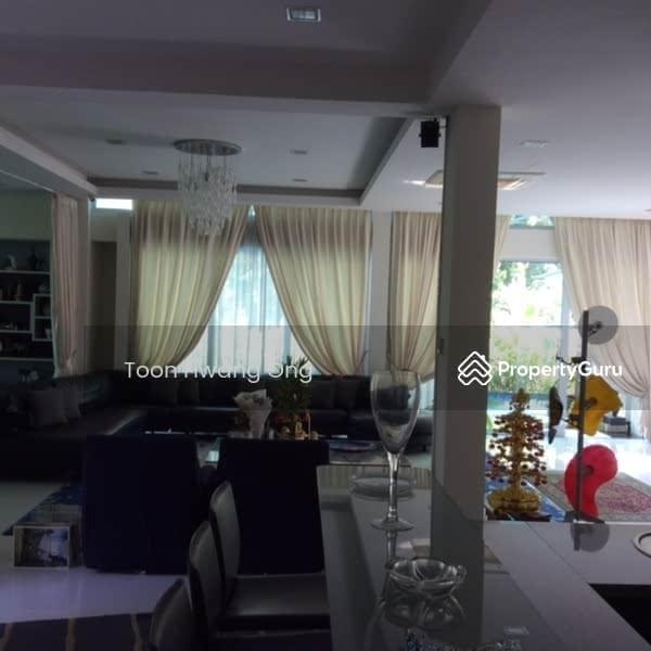 Spacious Bungalow in Grange Road