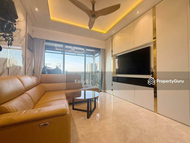 Prop-GPT: Condominium: D20  JadeScape