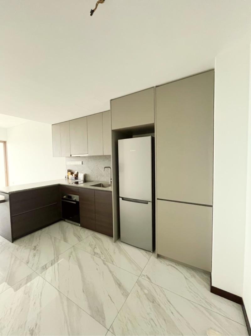 18 PASIR RIS DRIVE 8 Condominium For Sale, $1,550,000, 2 Bed 1 Bath 711 sqft $2,180.00 psf