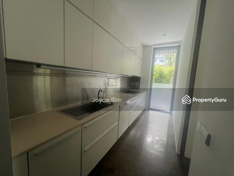Condominium for Sale: D10, 258386