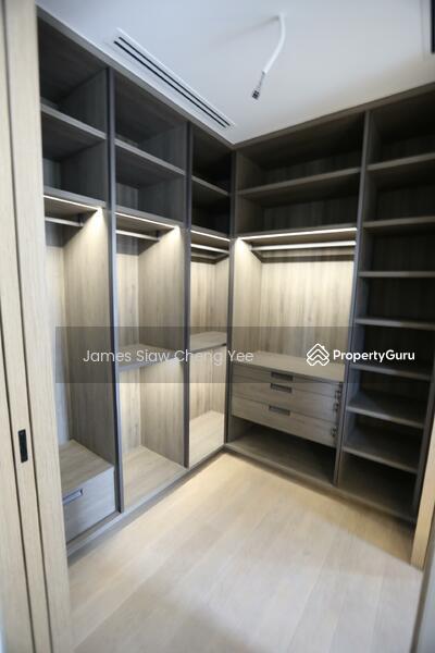 Condominium for Sale: D09, 238438