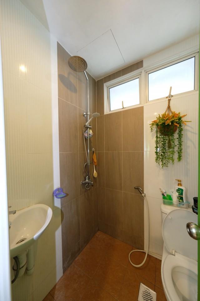 Vina Lodge Apartment For Sale, $2,080,000, 3 Bed 3 Bath 1,711 sqft $1,216.00 psf