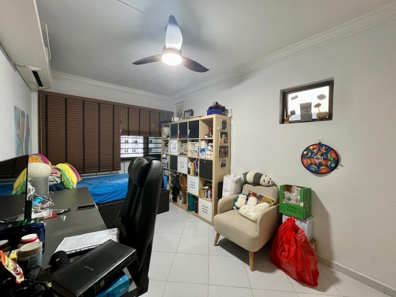 255 Simei Street 1 HDB Apartment For Sale, $998,000, 4 Bed 2 Bath 1,270 sqft $786.00 psf