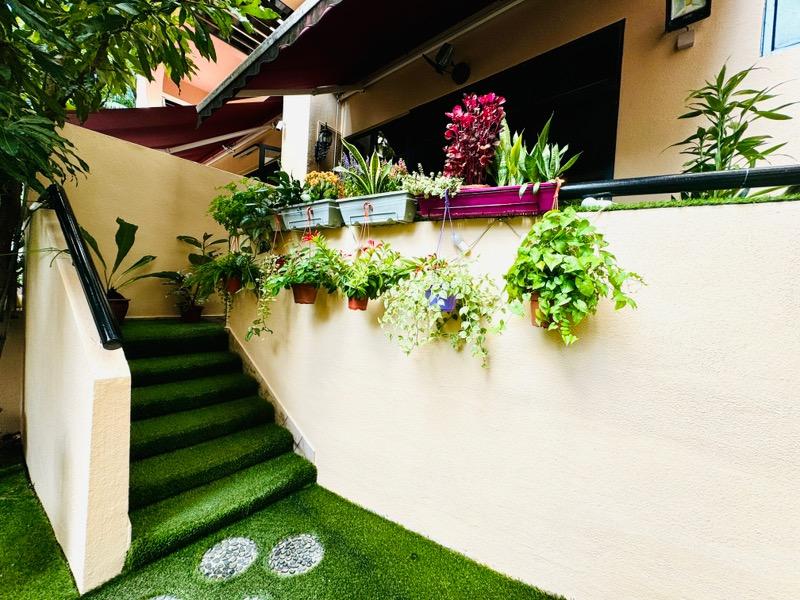 Dover Parkview Condominium For Sale, $1,780,000, 3 Bed 2 Bath 1,324 sqft $1,344.00 psf