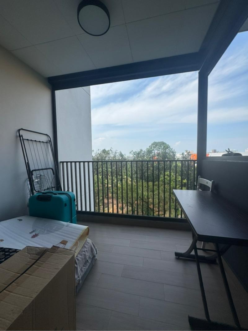 Treasure at Tampines Condominium For Sale, $1,290,000, 2 Bed 2 Bath 678 sqft $1,903.00 psf