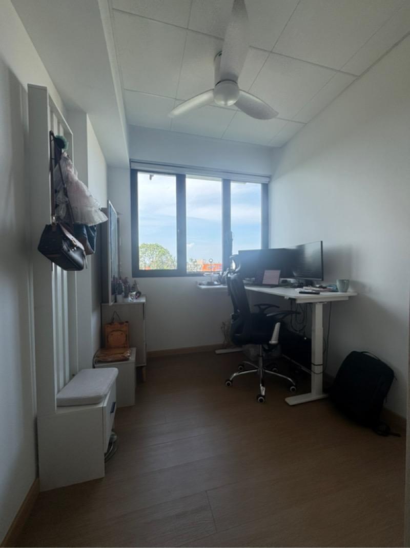 Treasure at Tampines Condominium For Sale, $1,290,000, 2 Bed 2 Bath 678 sqft $1,903.00 psf