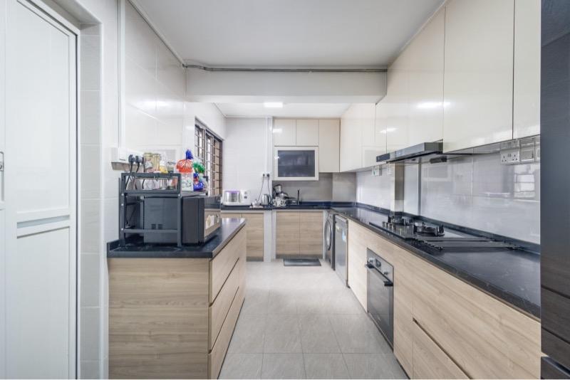 HDB Apartment for Sale: Tiong Bahru, D03, 160143