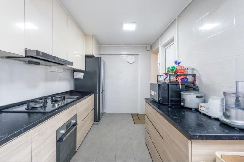 HDB Apartment for Sale: Tiong Bahru, D03, 160143
