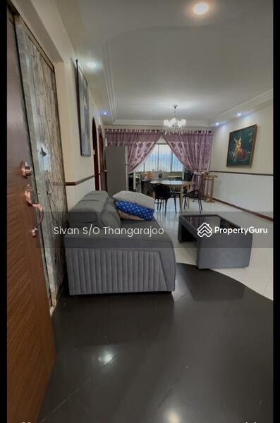 Prop-GPT: HDB Flat: D18 Pasir Ris 208 Pasir Ris Street 21