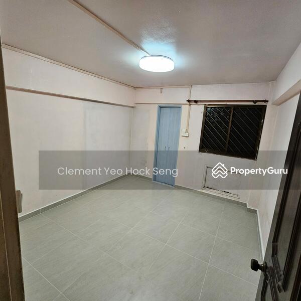 HDB Flat for Sale: Yishun, D27, 760720