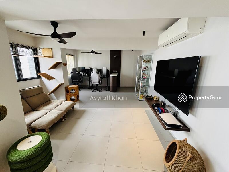 HDB Flat for Sale: D02, 080012