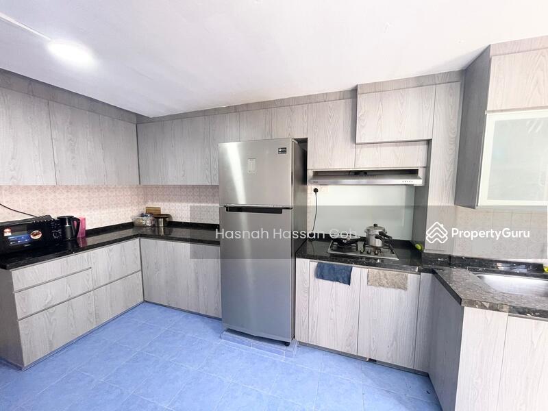 HDB Flat for Sale: D16, 460074