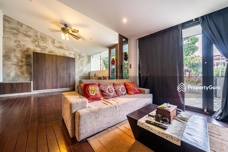 Prop-GPT: Terrace: D20  Happy Estate