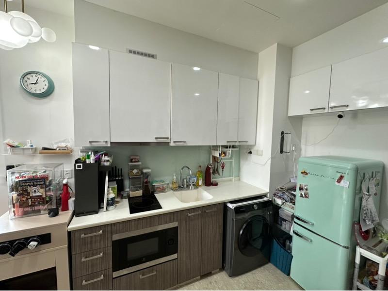 The Hillford Condominium For Sale, $608,000, 1 Bed 1 Bath 398 sqft $1,528.00 psf