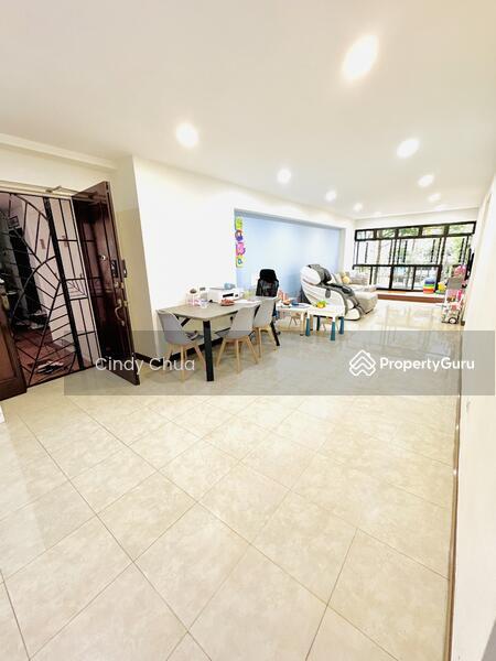 Prop-GPT: HDB Flat: D28 Seletar 404B Fernvale Lane
