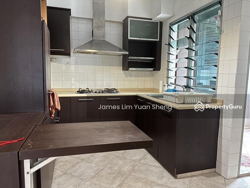 126 Bukit Merah View