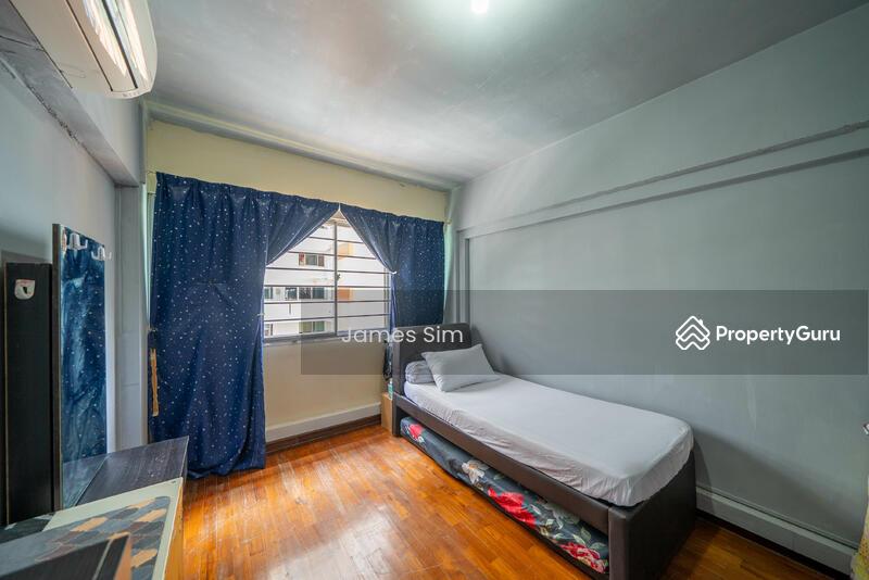 HDB Flat for Sale: Yishun, D27, 760324