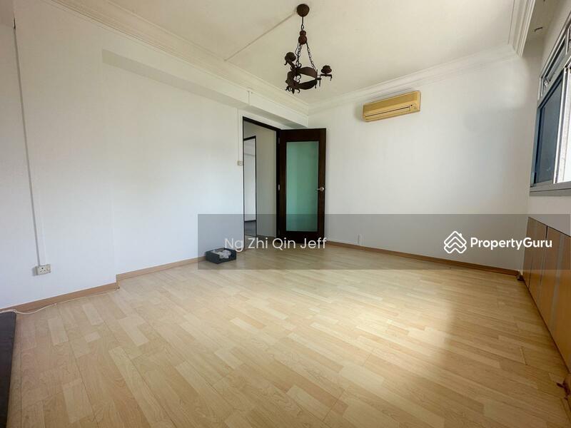 126 Bukit Merah View