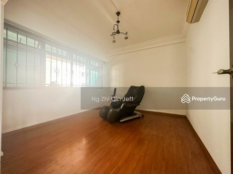 126 Bukit Merah View