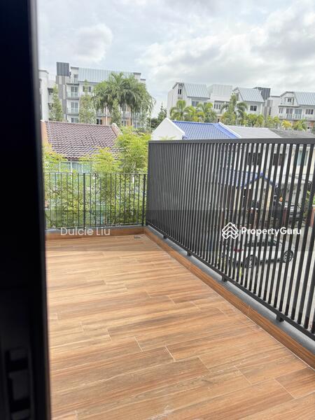 Jalan Usaha | Freehold Terrace House in District 19